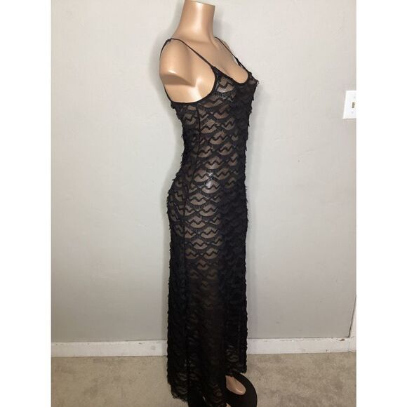 New. WILDFOX black eyelash maxi coverup. L but RUNS SMALL. retails $136 - Picture 5 of 12